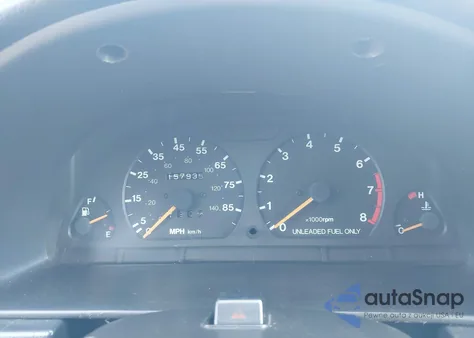 1996 Geo Tracker from USA, damaged, VIN 2CNBJ1862T6908302